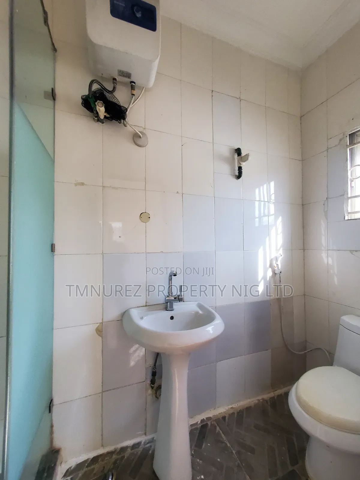5bdrm Duplex in Cobservations, Chevron for rent