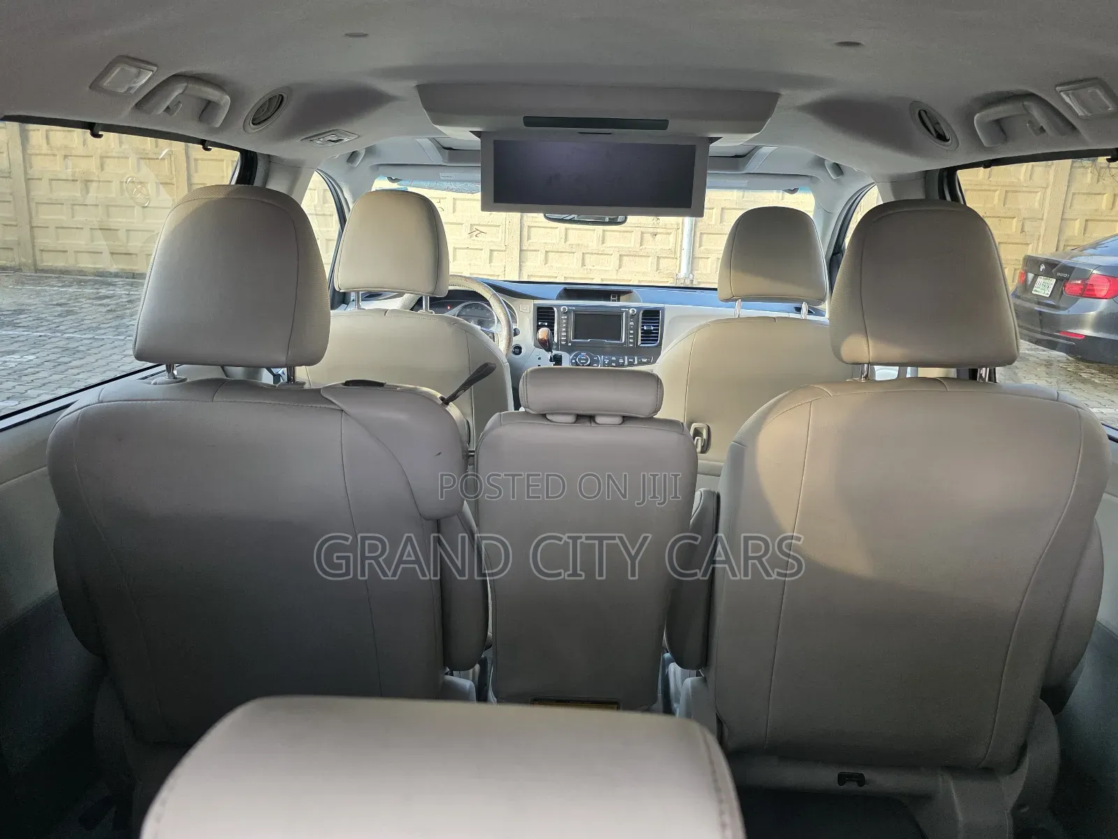 Toyota Sienna XLE 7 Passenger 2011 Black