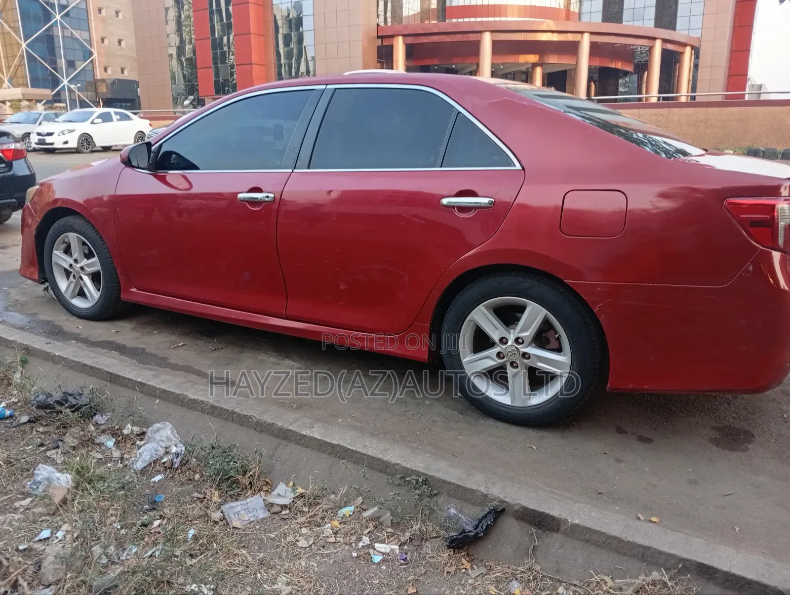 Toyota Camry SE 4dr Sedan (2.5L 4cyl 6A) 2014 Red