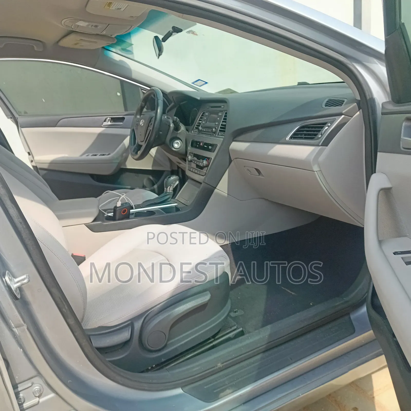 Hyundai Sonata Sport 4dr Sedan (2.4L 4cyl 6A) 2015 Silver