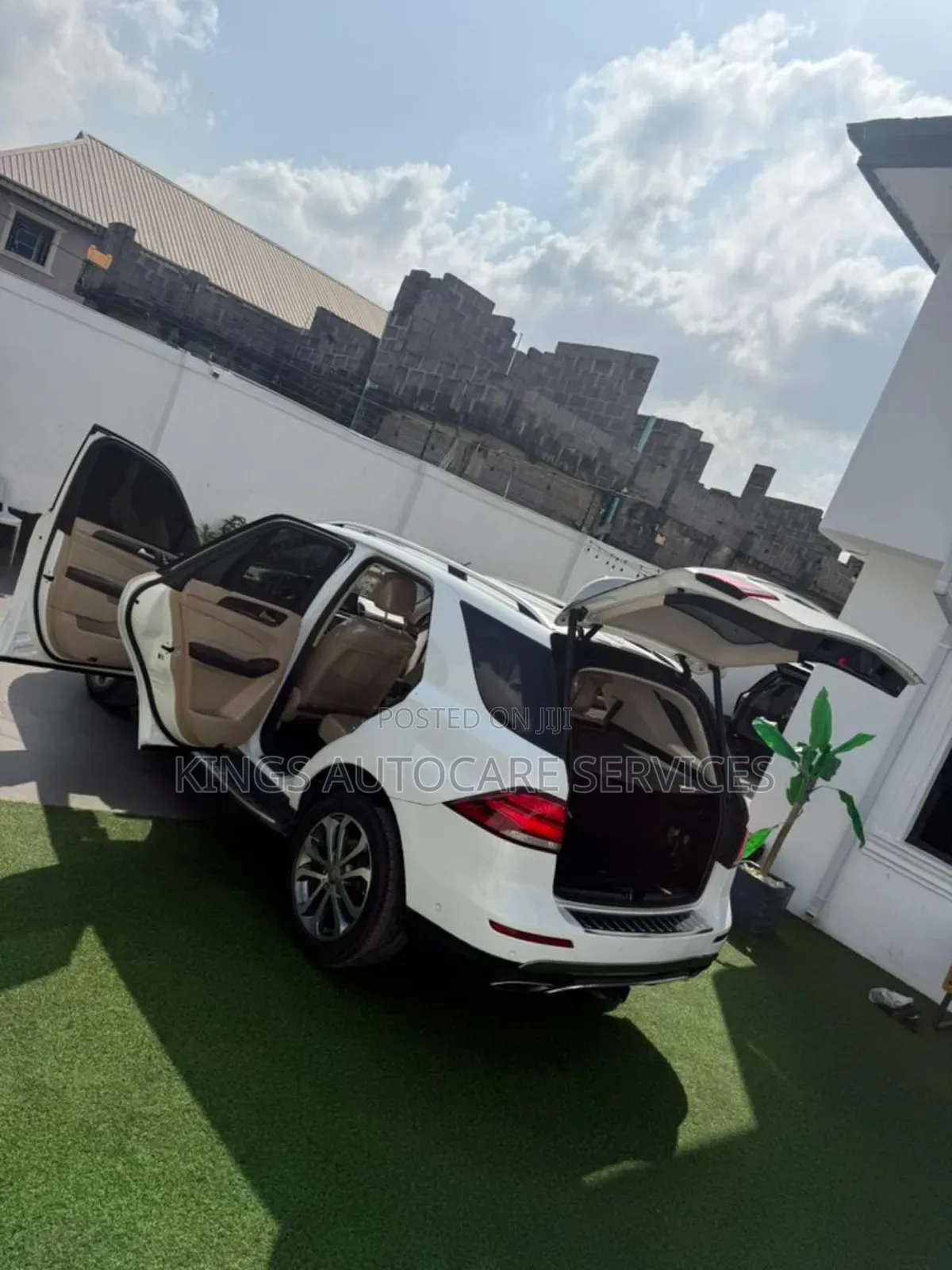 Mercedes-Benz GLE-Class GLE 320 4MATIC 2017 White