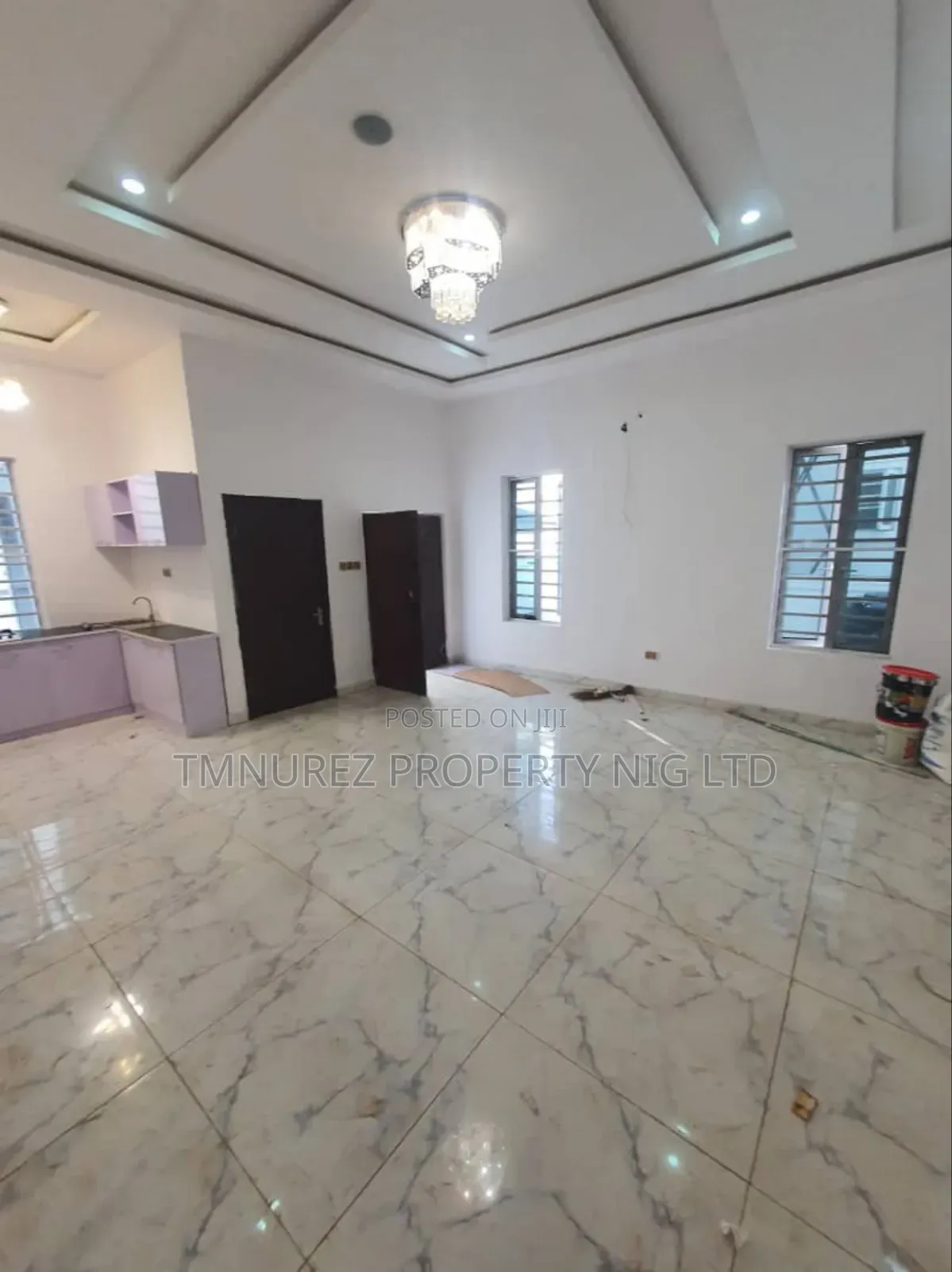 Studio Apartment in Orchild Road, Chevron for rent