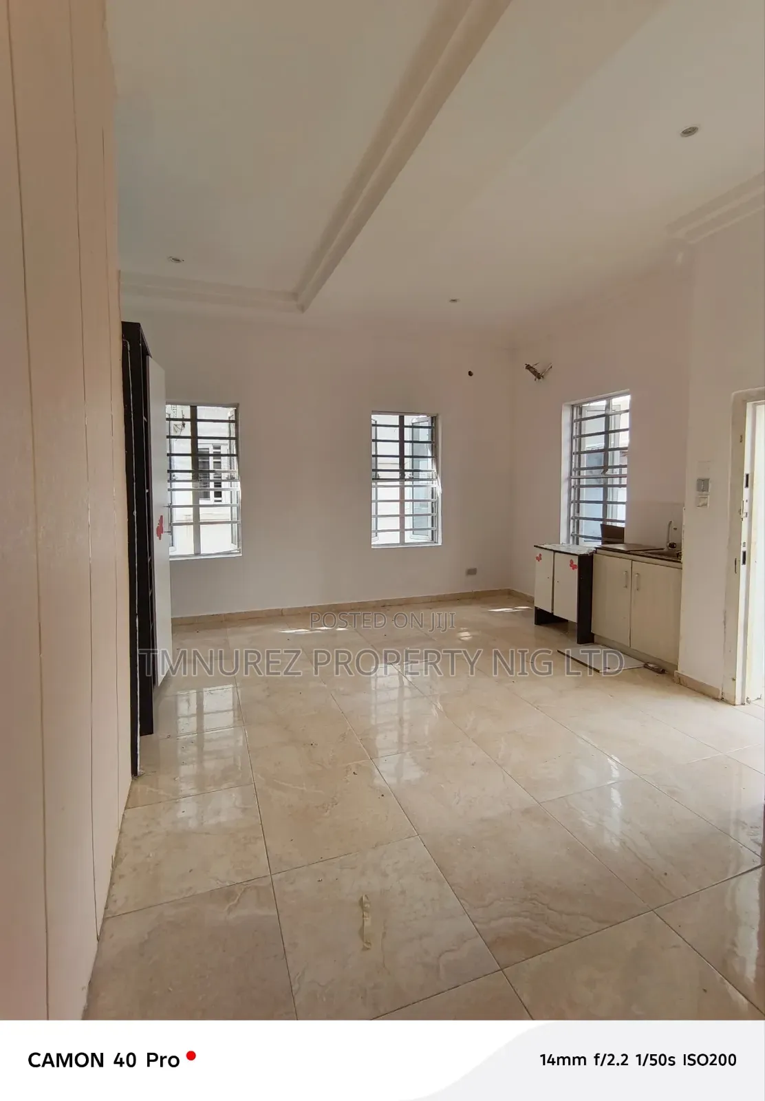 Studio Apartment in Osapa London for rent