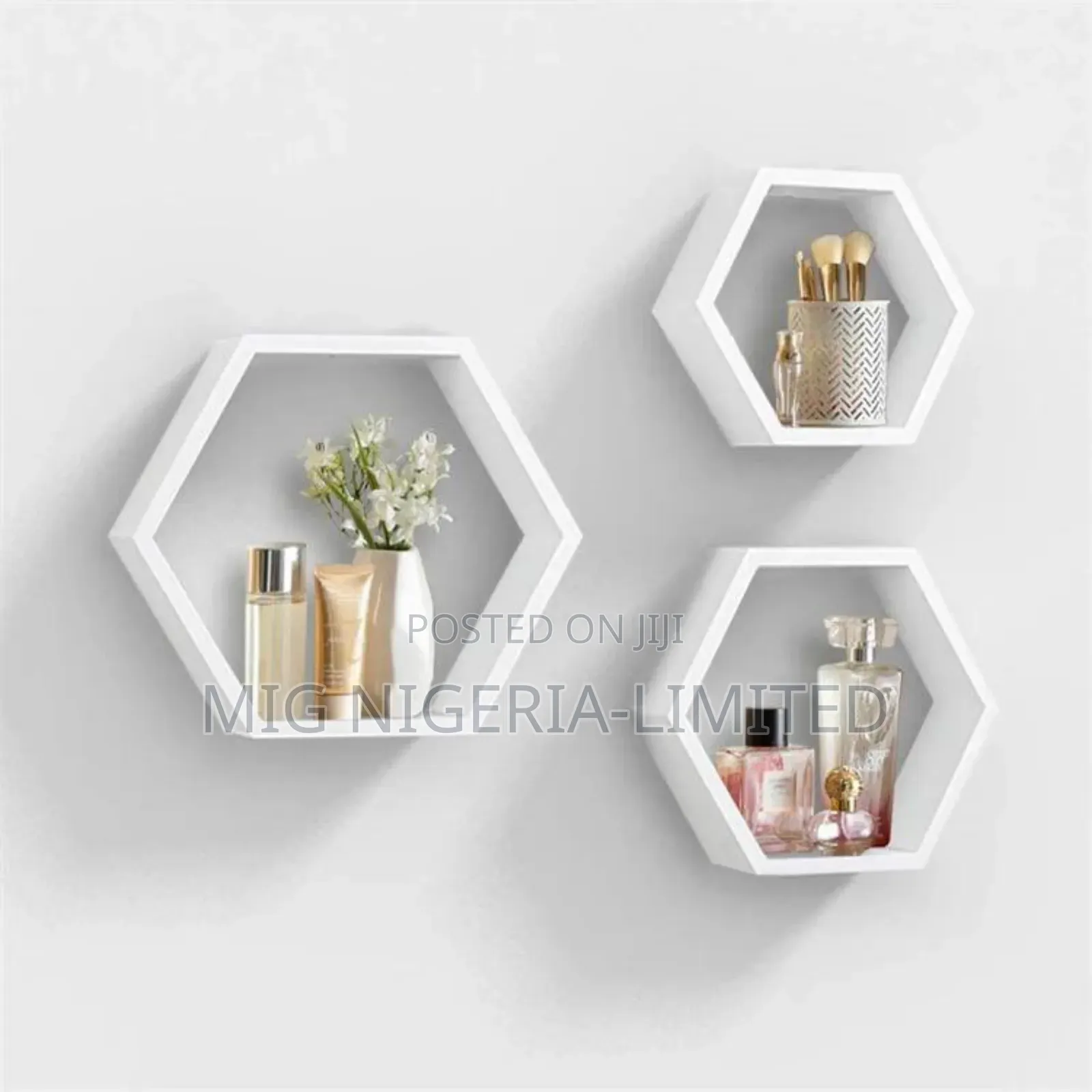 Wall Mount Wooden Shelves Hexagon Shape Set of 3 Wall Shelves White