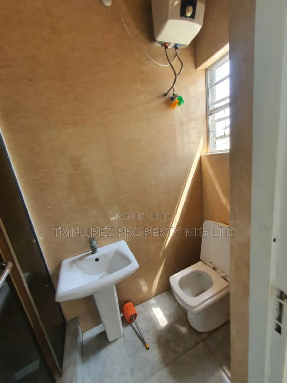 Studio Apartment in Ikota Lekki County for rent