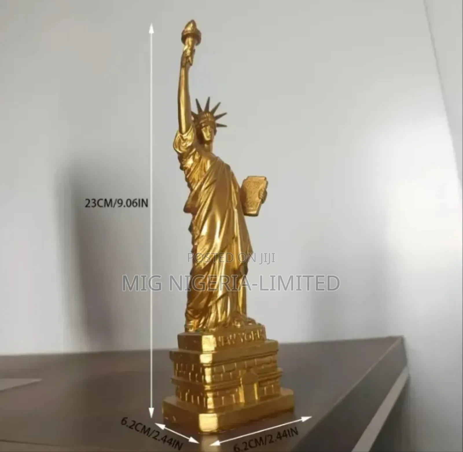 Newyork Figurine Artistic Home Office Decor Craft Tabletop Shelves 1pc
