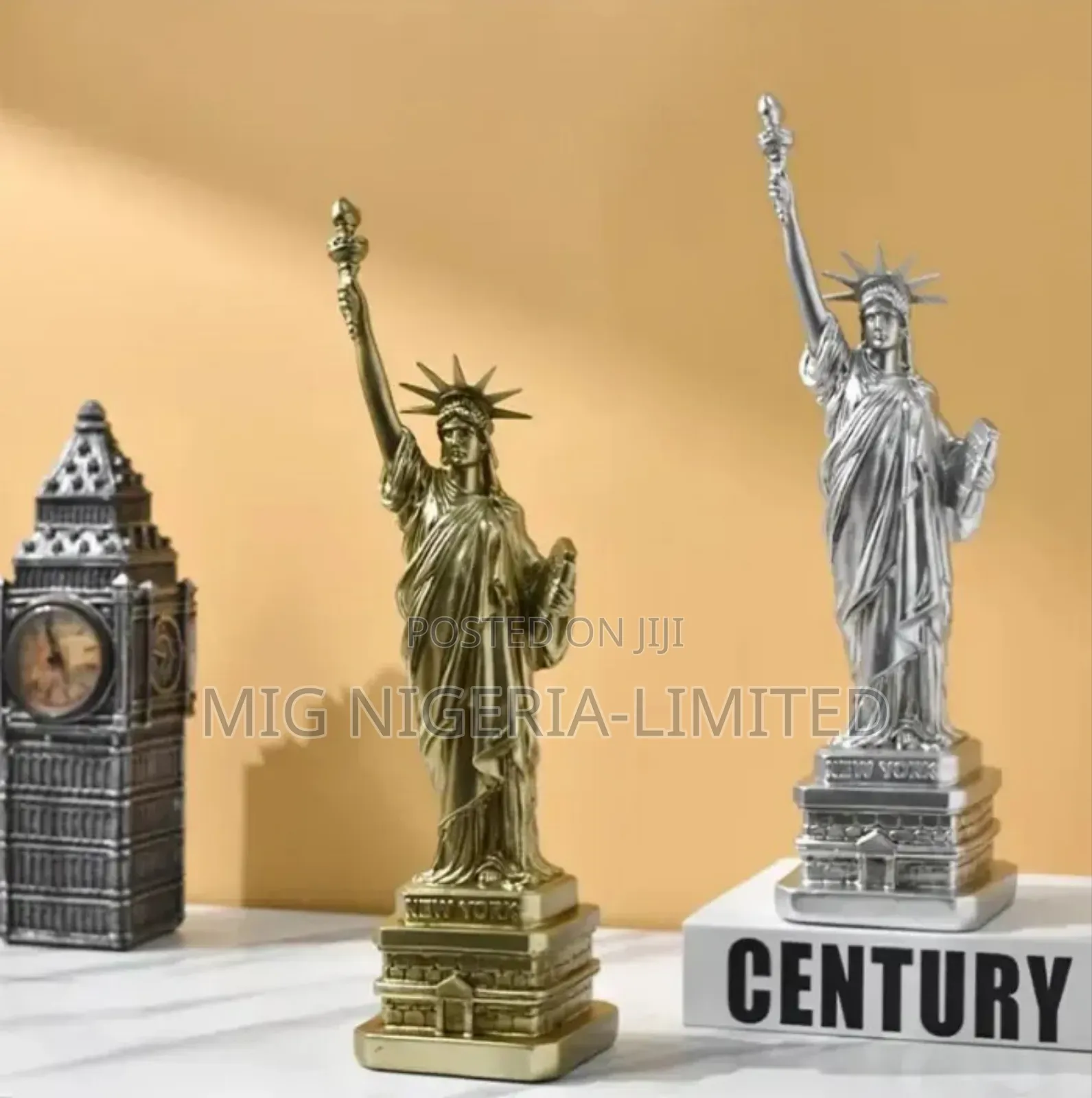 Newyork Figurine Artistic Home Office Decor Craft Tabletop Shelves 1pc