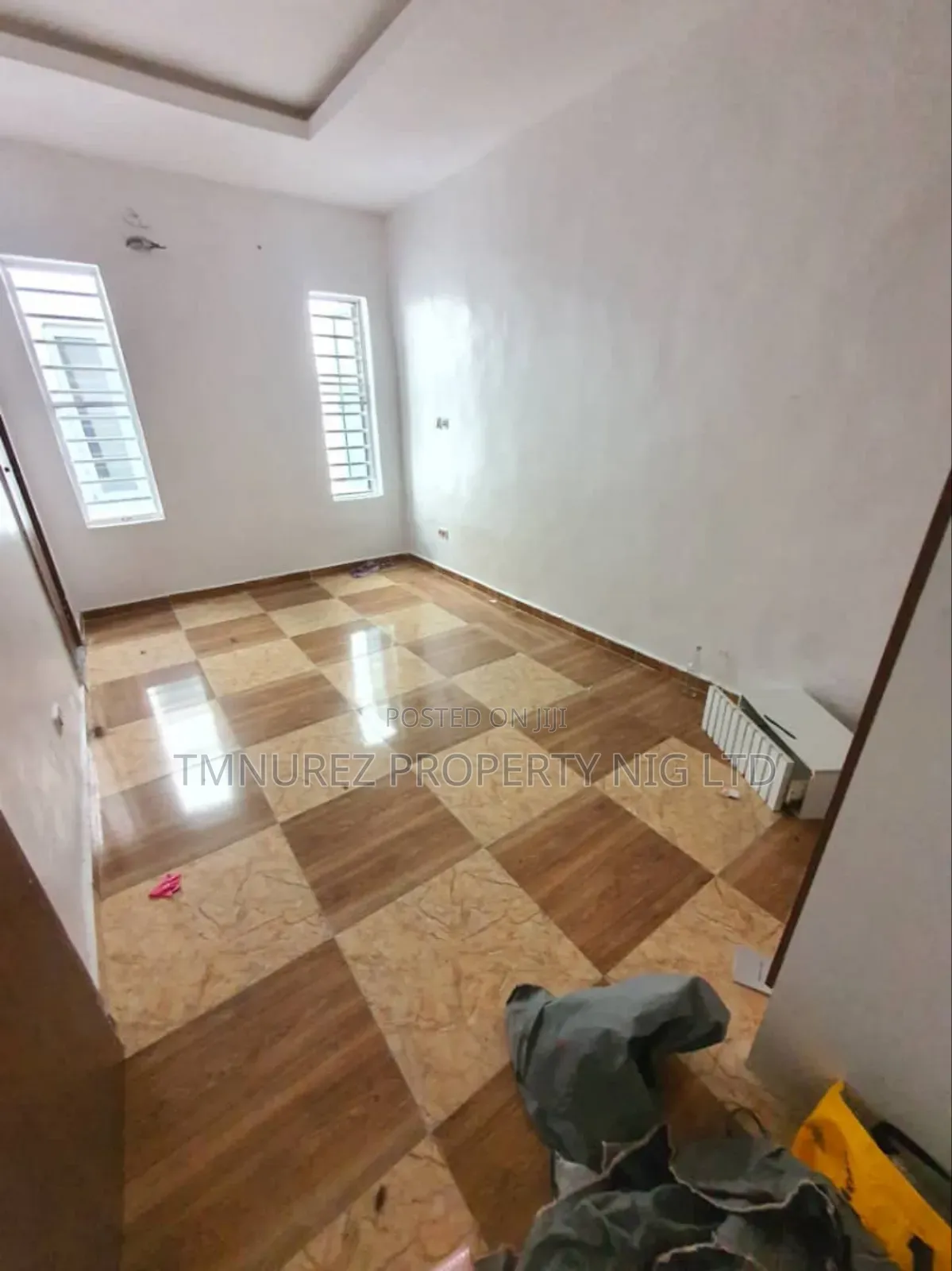 1bdrm Apartment in Orchild Road, Chevron for rent