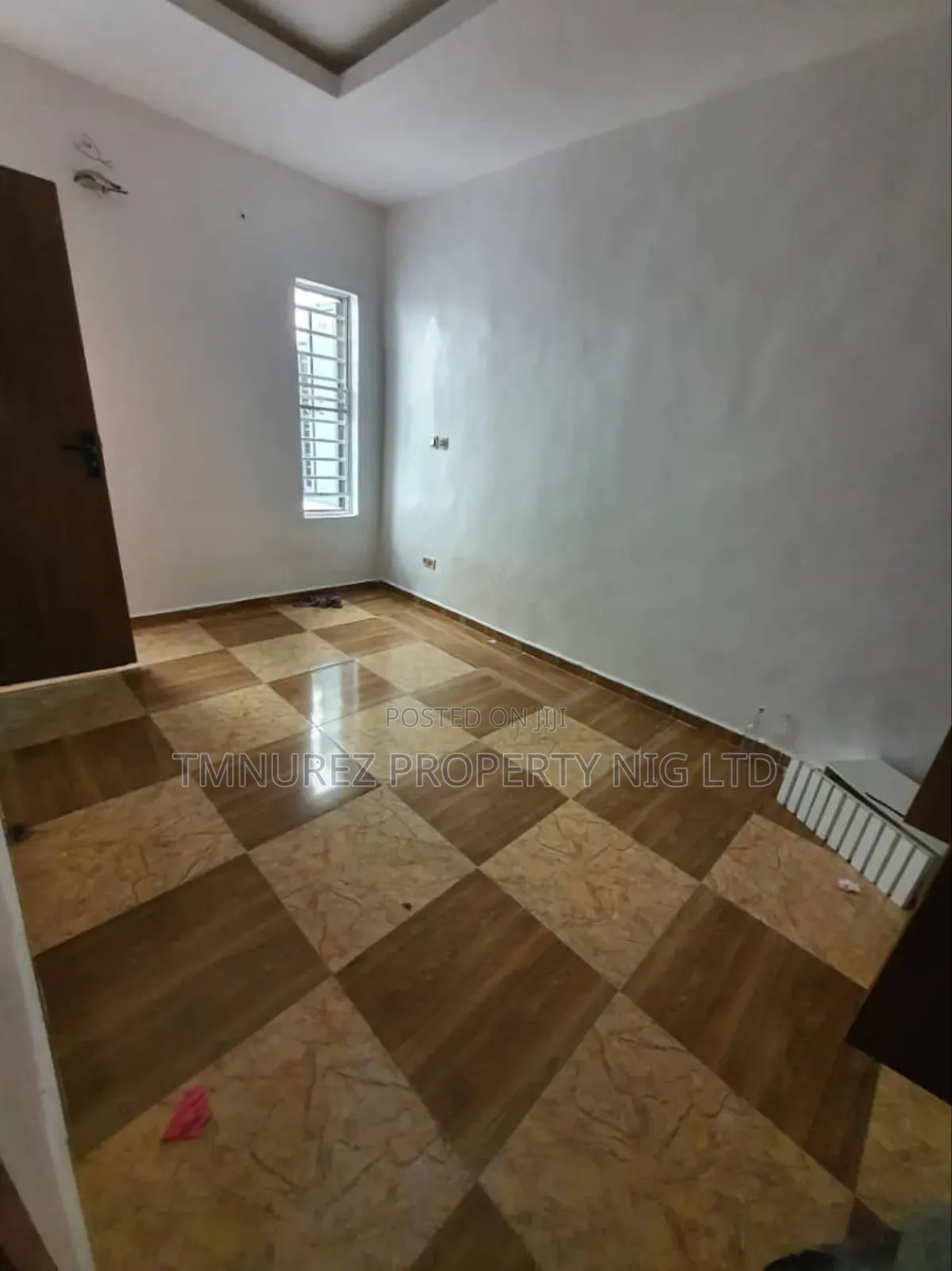 1bdrm Apartment in Orchild Road, Chevron for rent