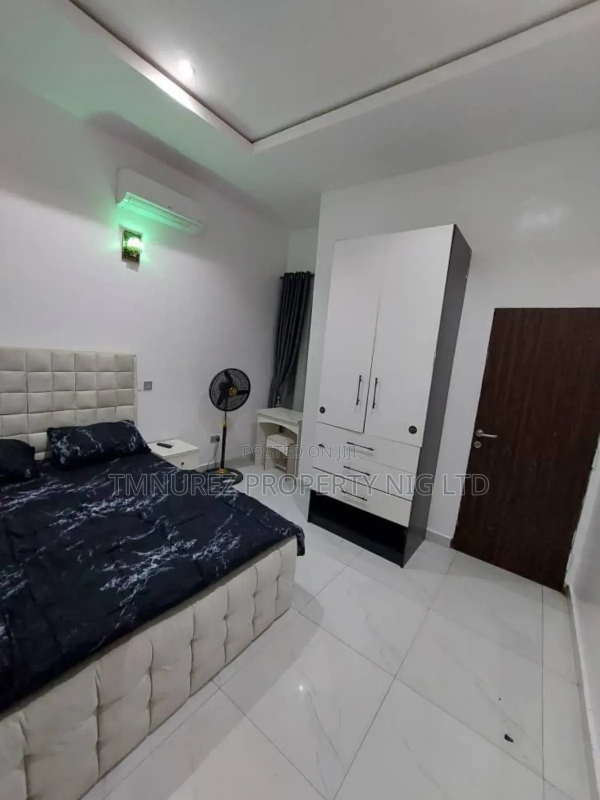 Furnished Studio Apartment in Orchil Road, Chevron for rent