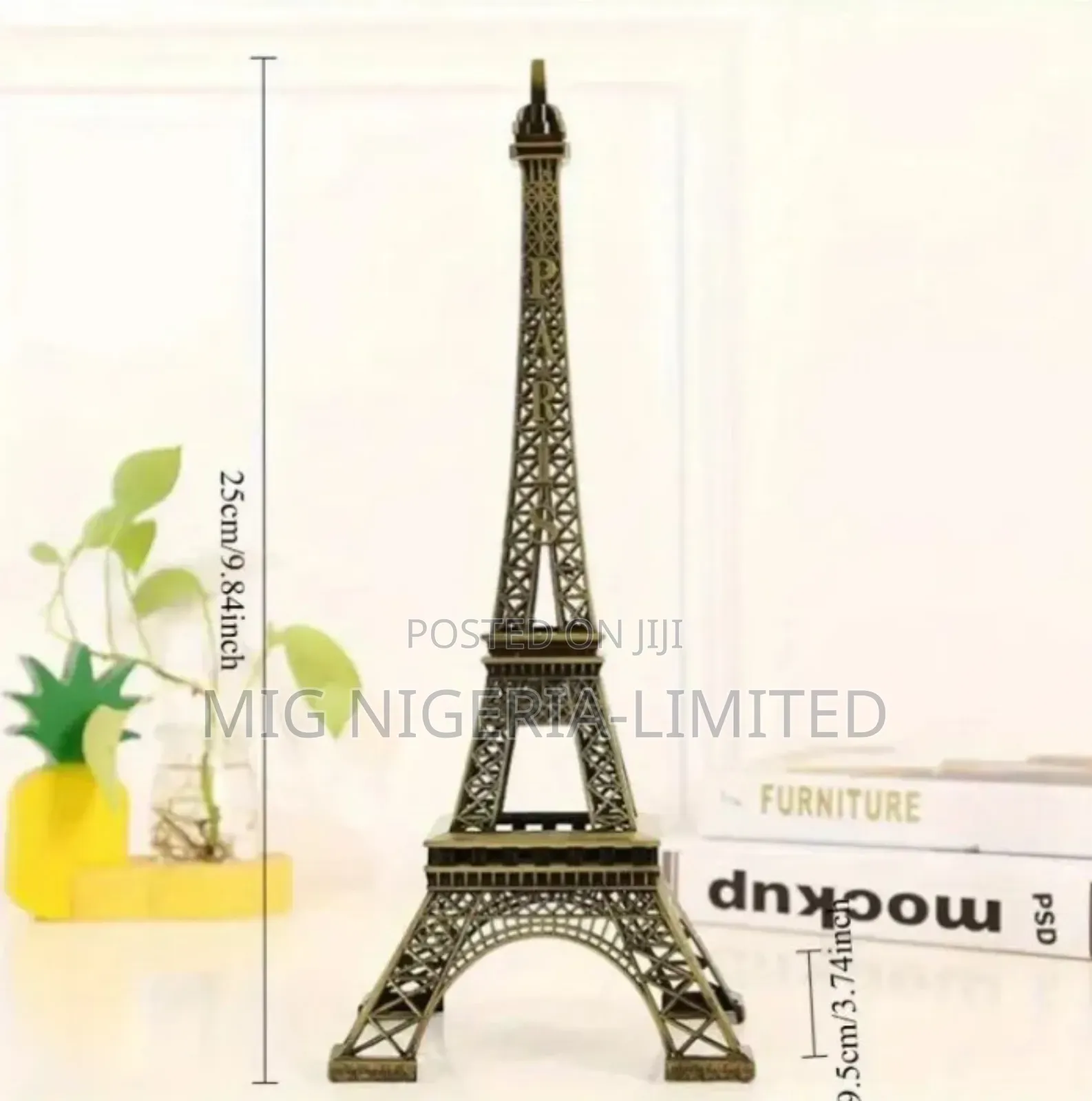 Tower Metal Paris Eiffel Tower Figurine Replica Holder Decoration 1pc