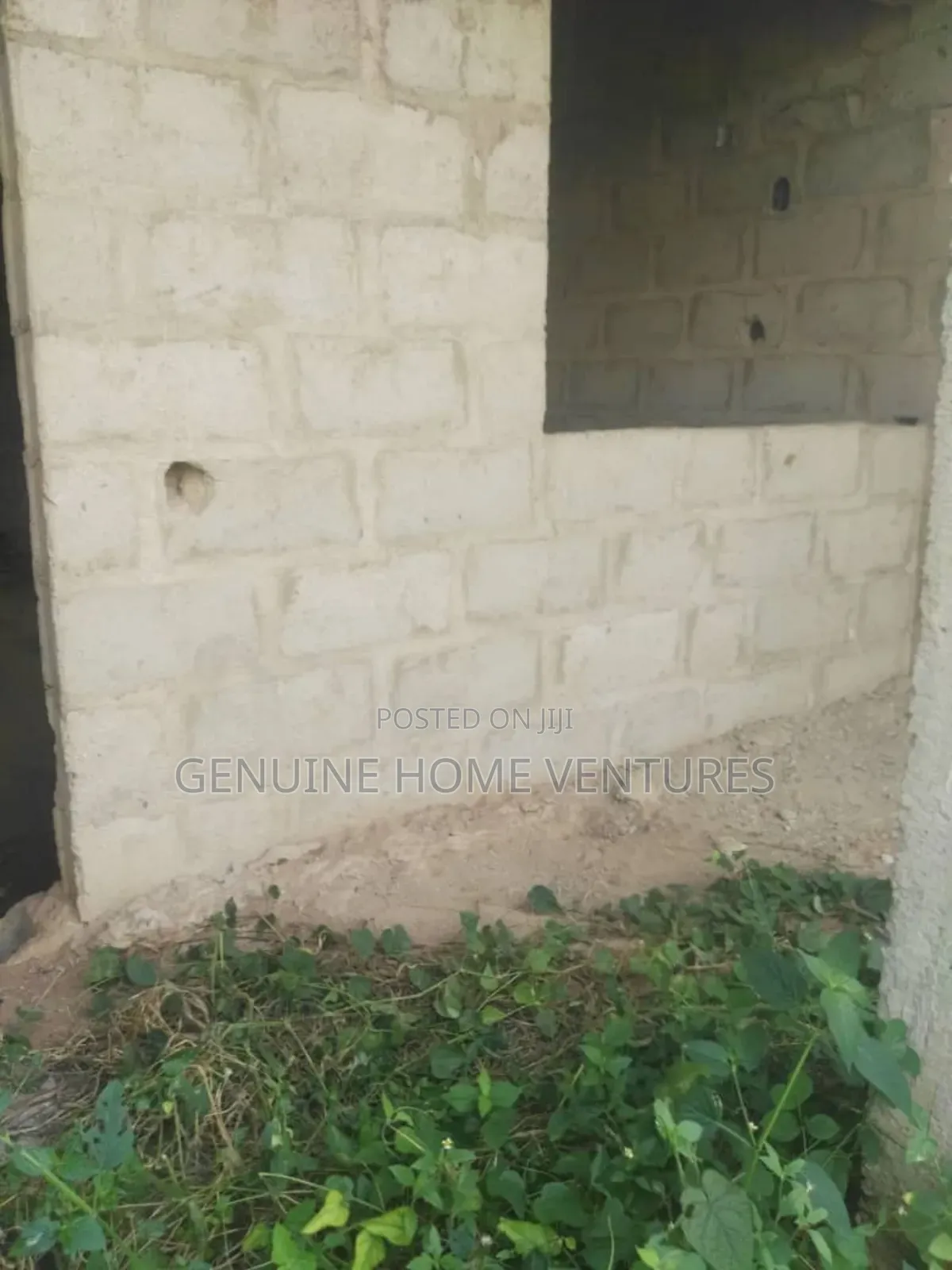 4bdrm Bungalow in Jumofak for sale