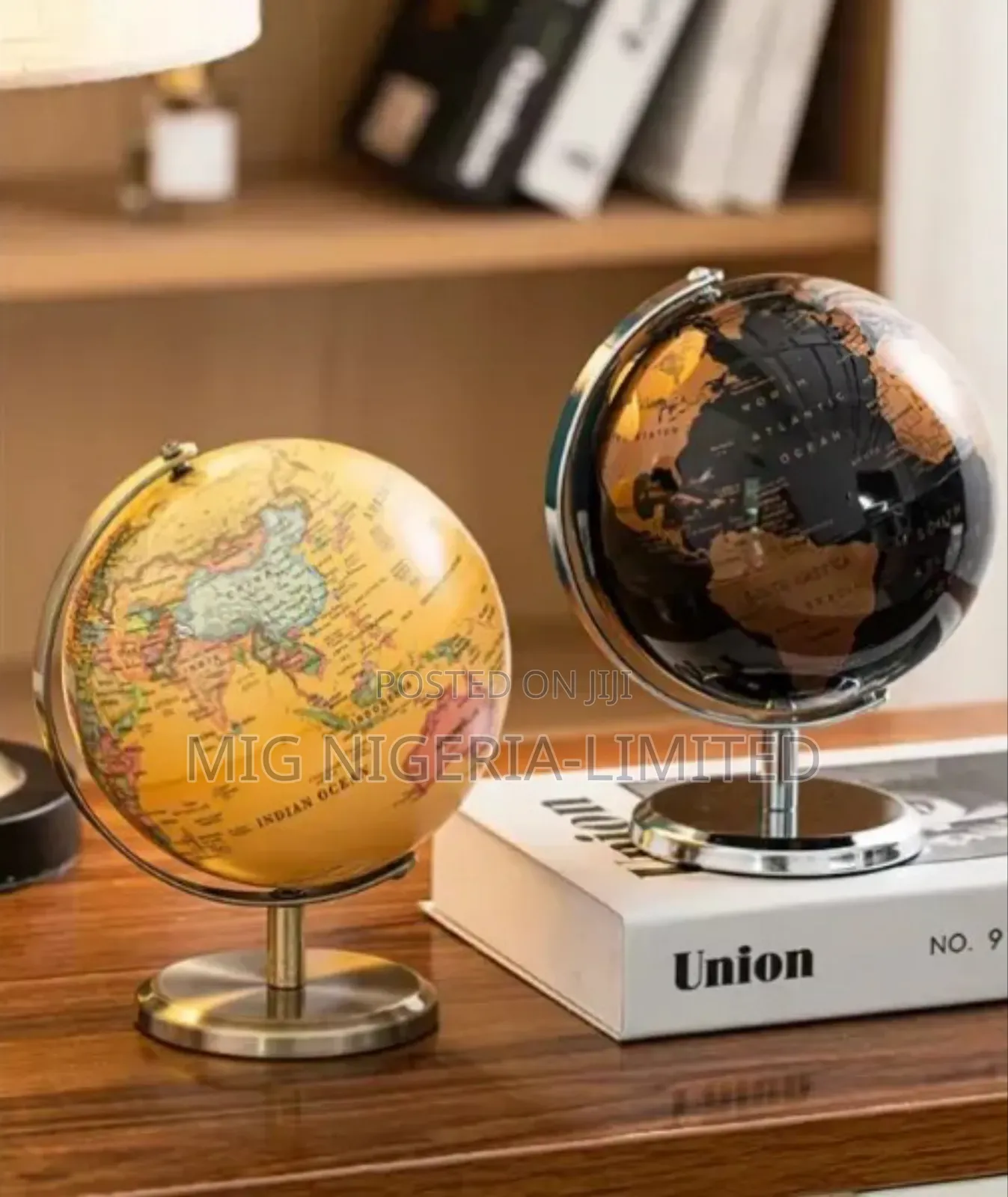 World Globe Black - Stainless Steel Arc and Base Table Top and Shelves