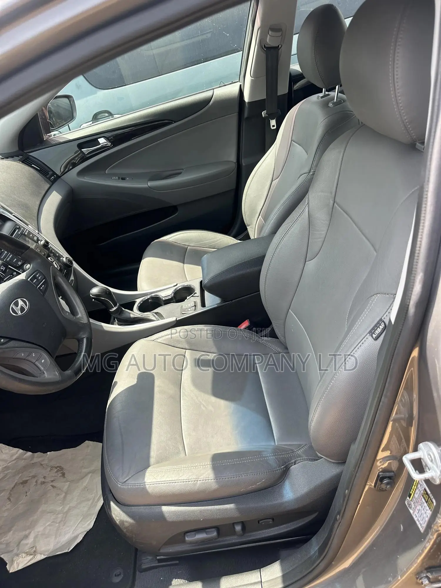 Hyundai Sonata Limited Sedan FWD (2.4L 4cyl 6A) 2013 Brown