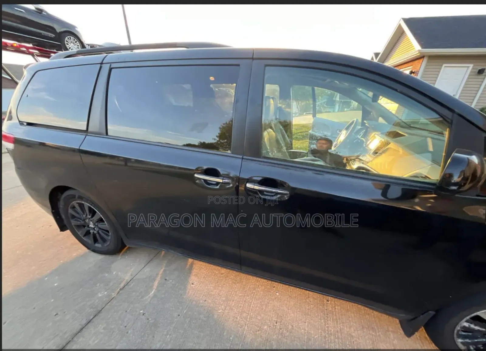 Toyota Sienna XLE AWD 7-Passenger 2013 Black