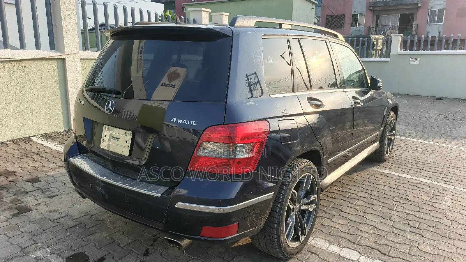 Mercedes-Benz GLK-Class 350 4MATIC 2010 Purple