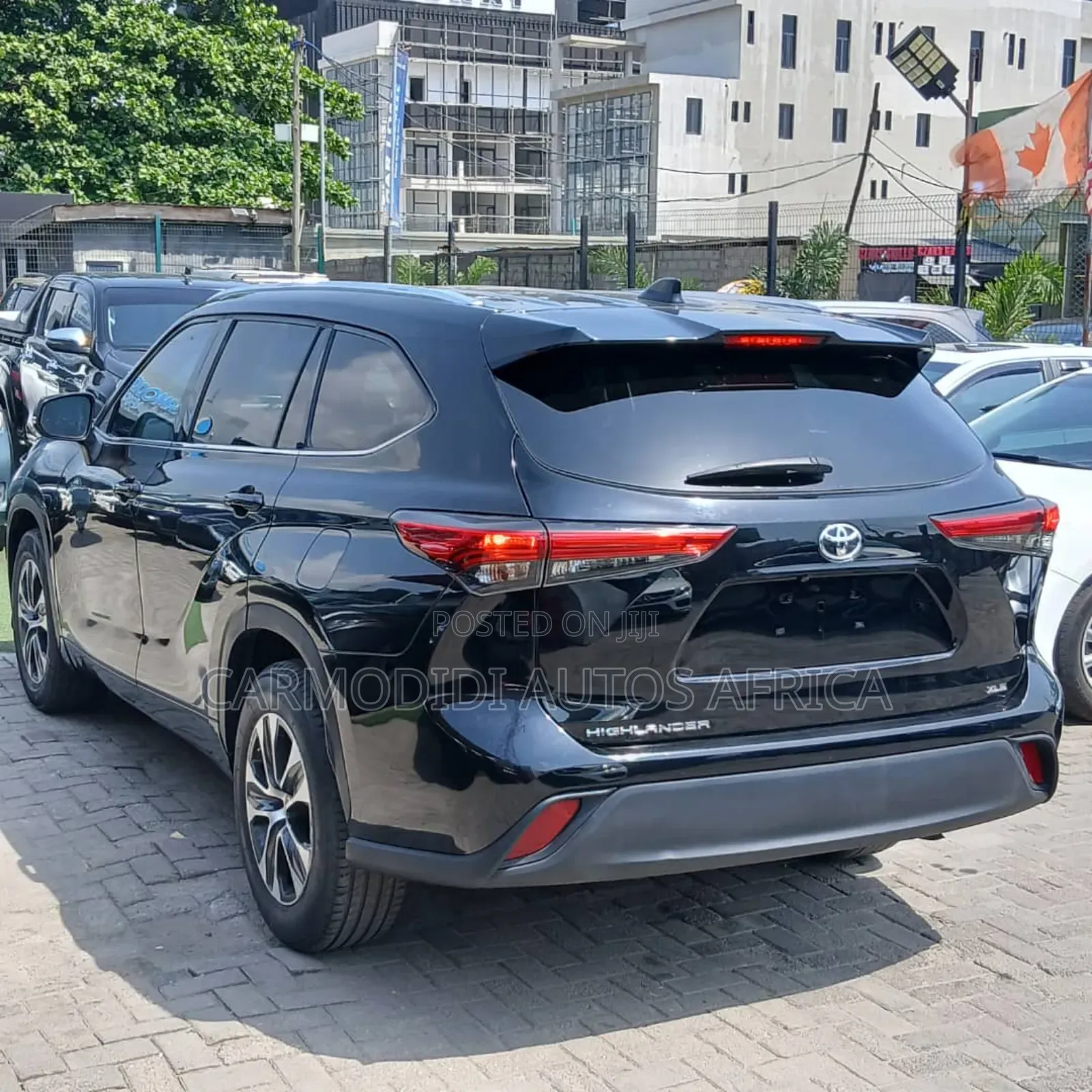 Toyota Highlander XLE 2021 Black