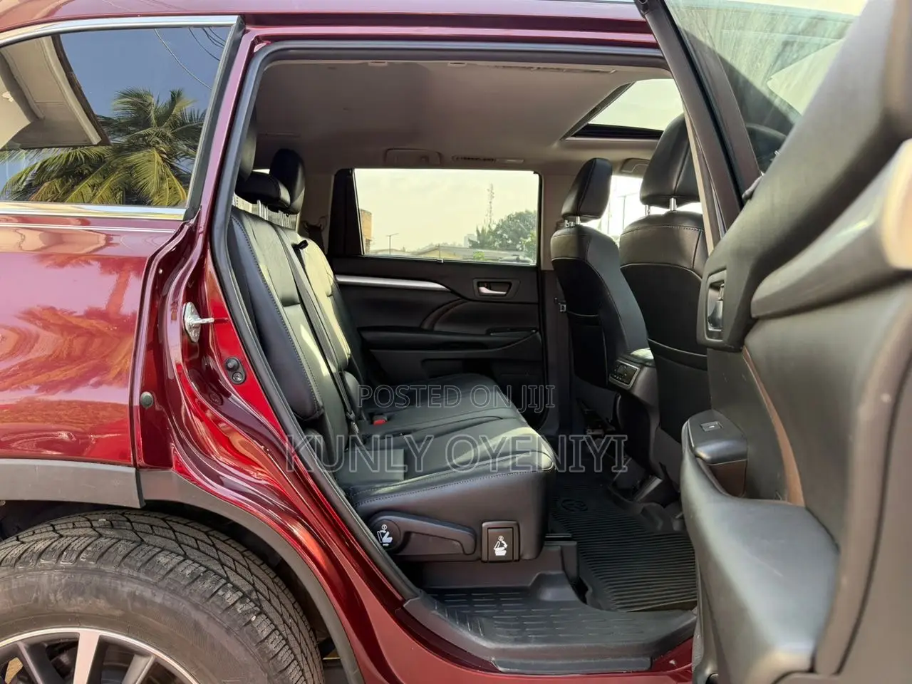 Toyota Highlander XLE 4x2 V6 (3.5L 6cyl 8A) 2017 Burgundy