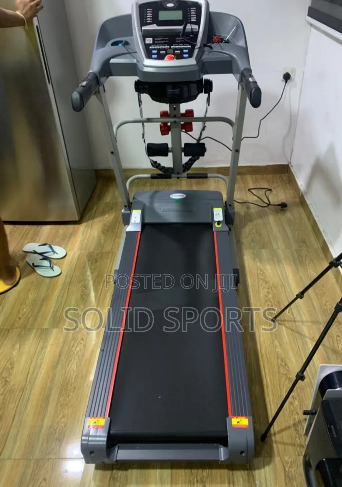 Brand New Big 2.5 Hp Treadmill Maximum User Weight Is 120kg With 