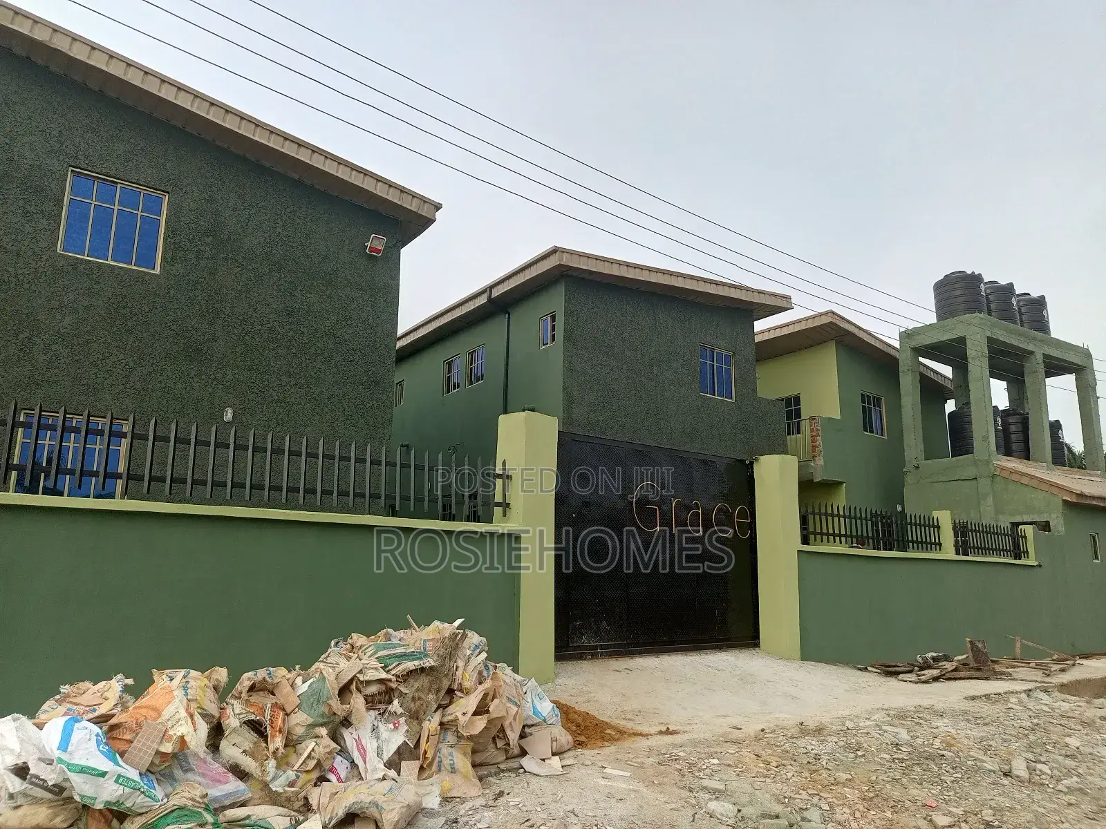 1bdrm House in With Solar Power,, Elemoro for rent