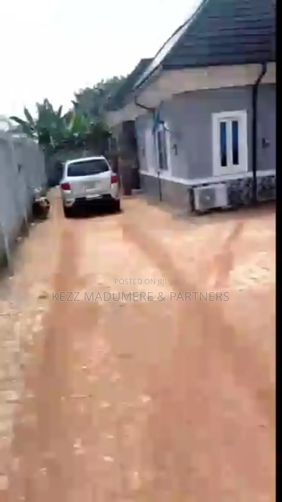 4bdrm Bungalow in Owaelu Uratta Owerri for sale