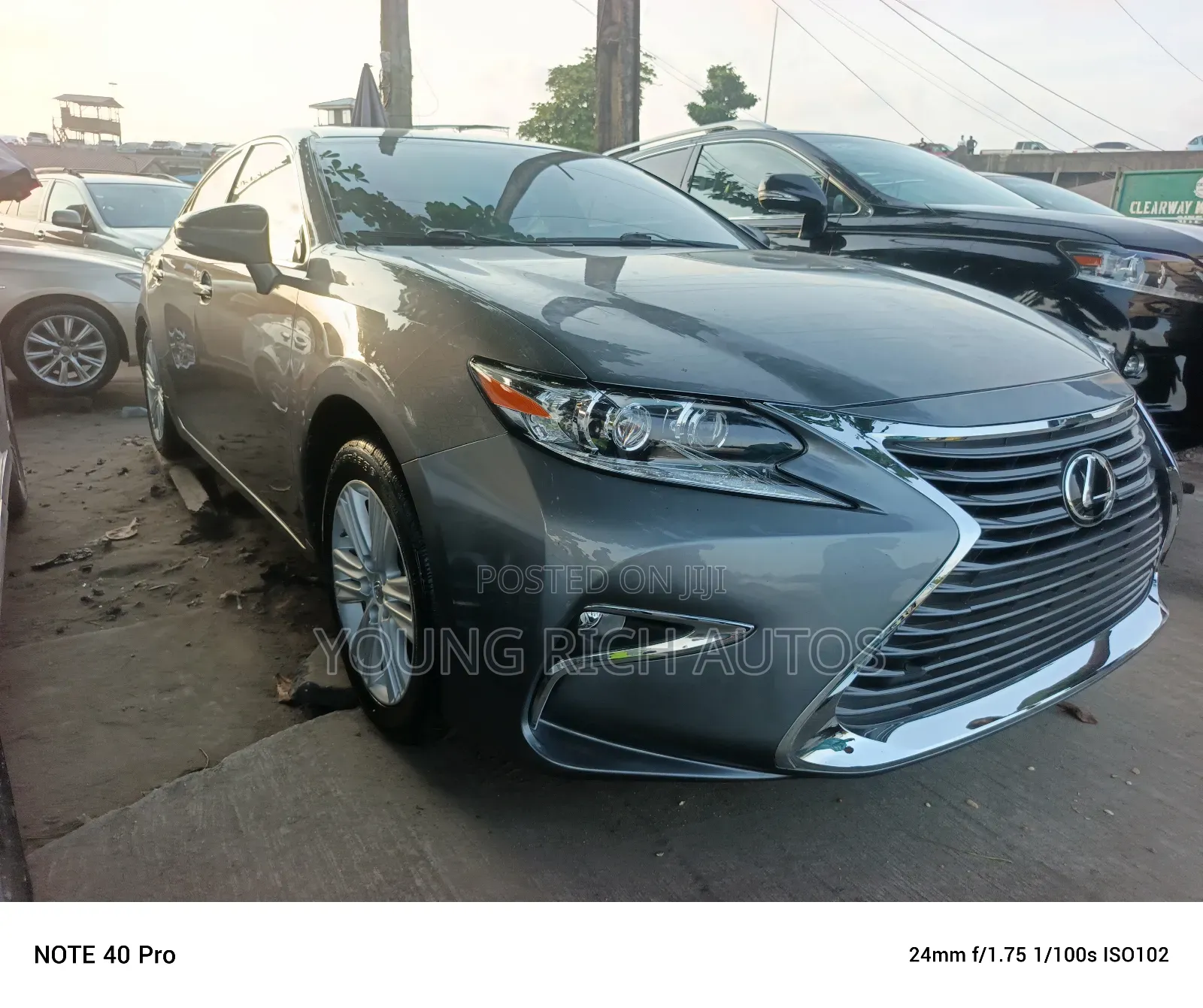 Lexus ES 350 FWD 2015 Gray