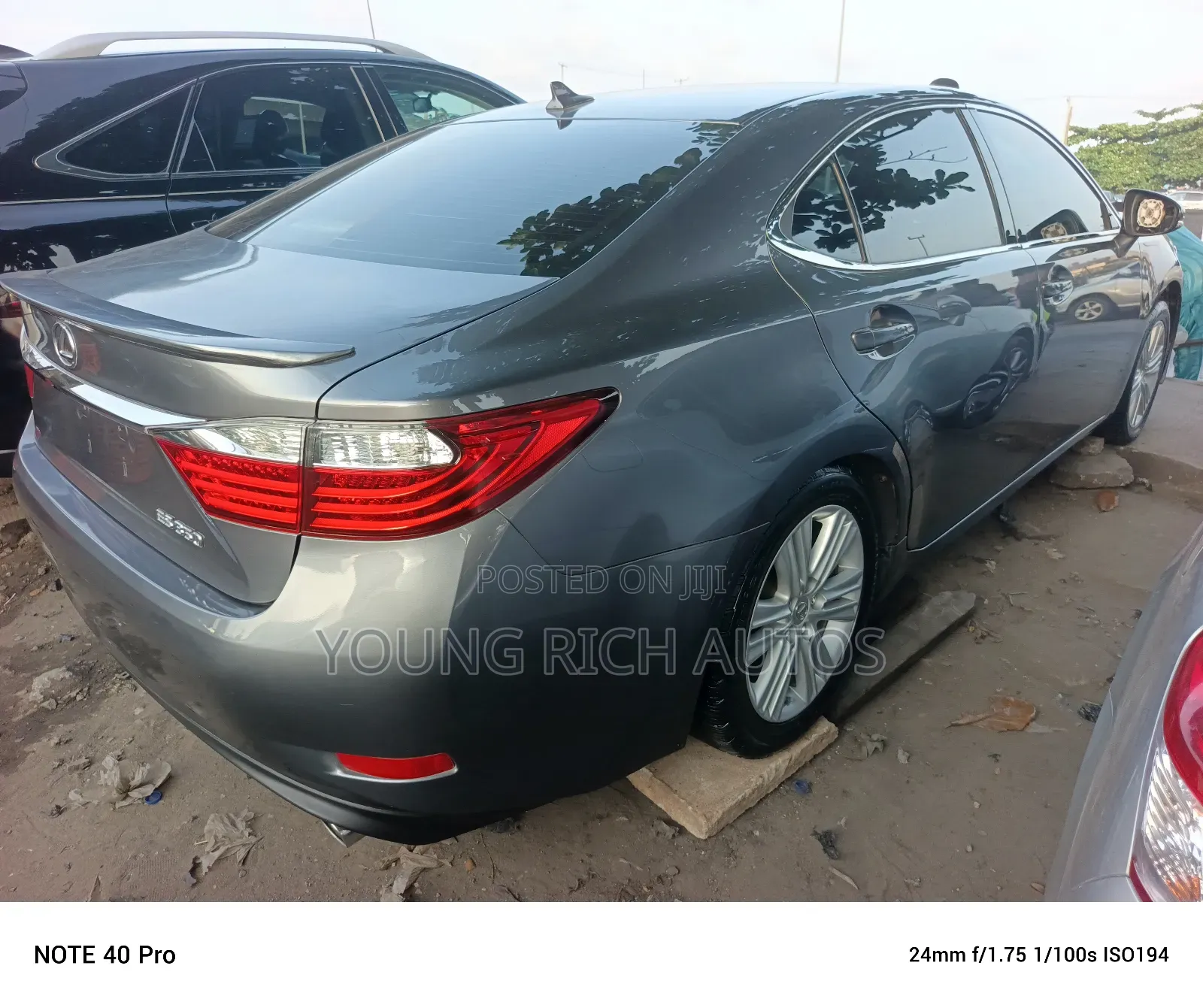 Lexus ES 350 FWD 2015 Gray