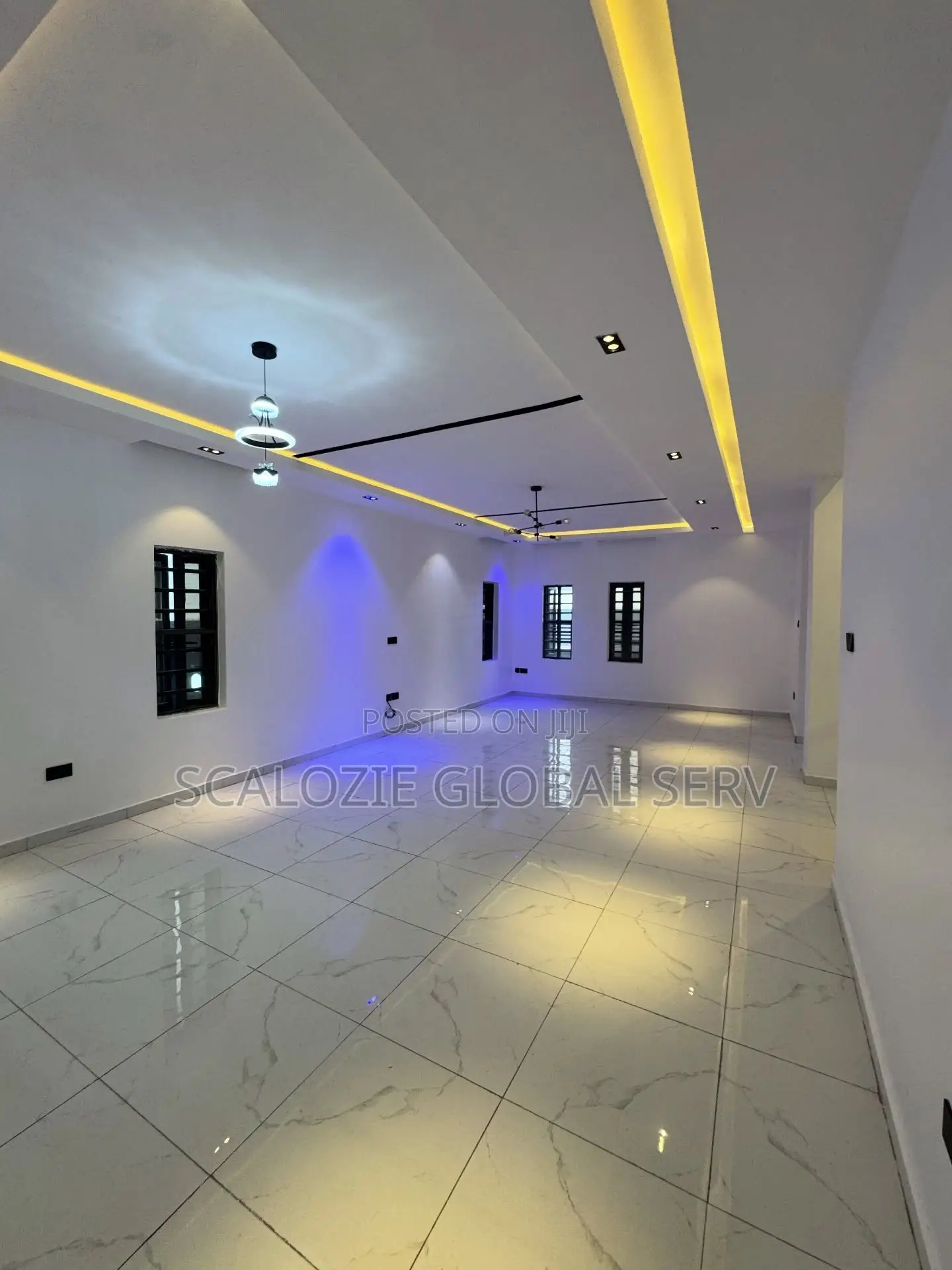 4bdrm Duplex in Dana Estate for sale