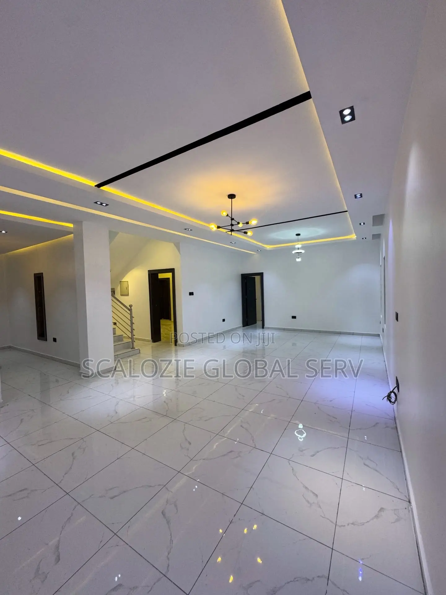 4bdrm Duplex in Dana Estate for sale