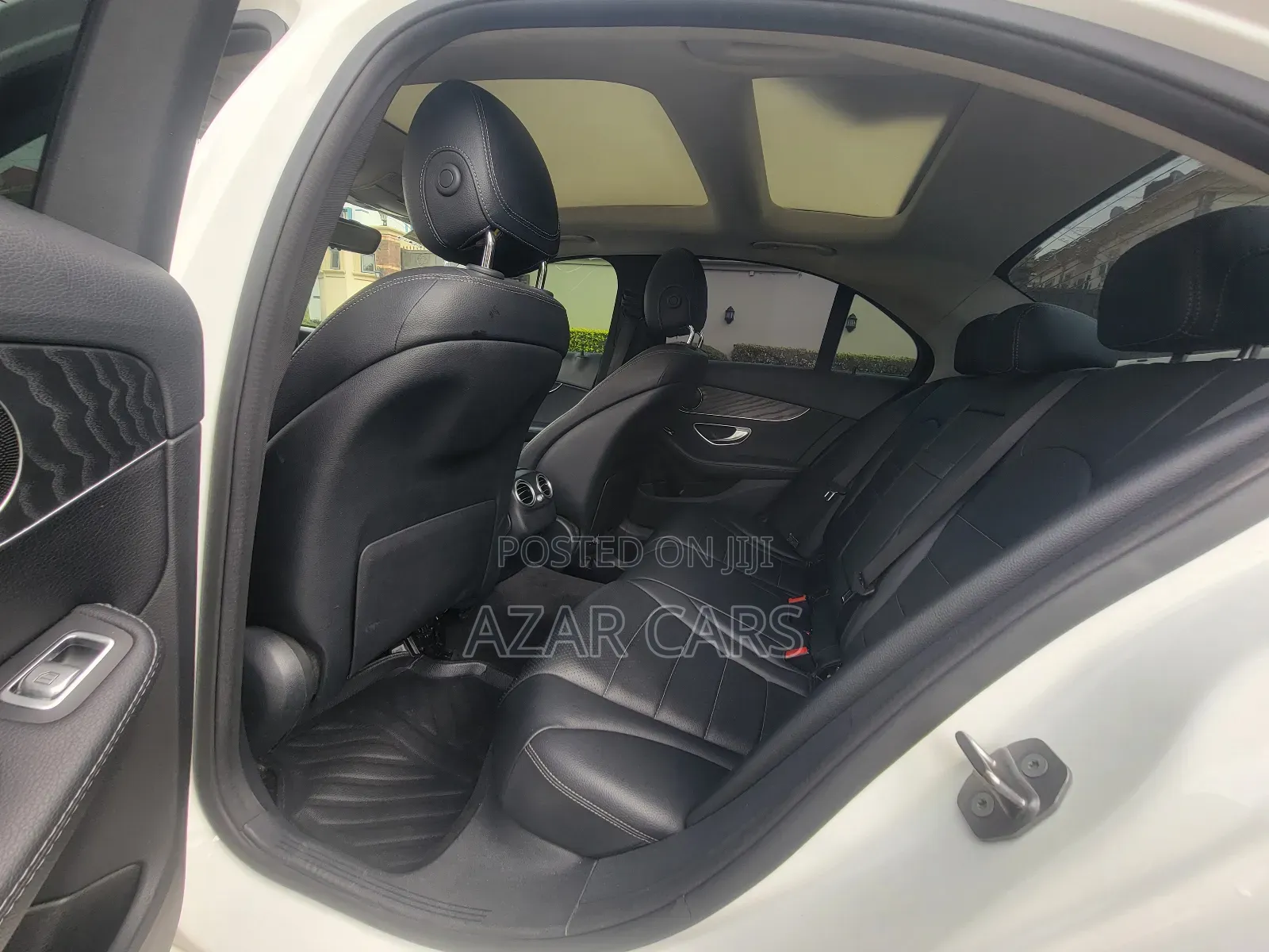 Mercedes-Benz C300 Sport 4Matic Sedan AWD (2.0L 4cyl 7A) 2017 White