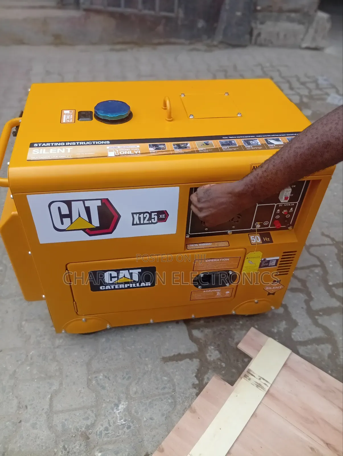 Original Cat 12kva Diseal Soundproof Generator