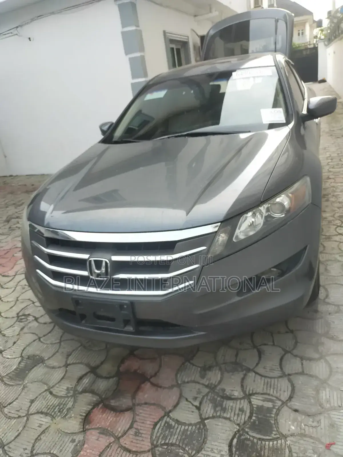Honda Crosstour 2010 Gray