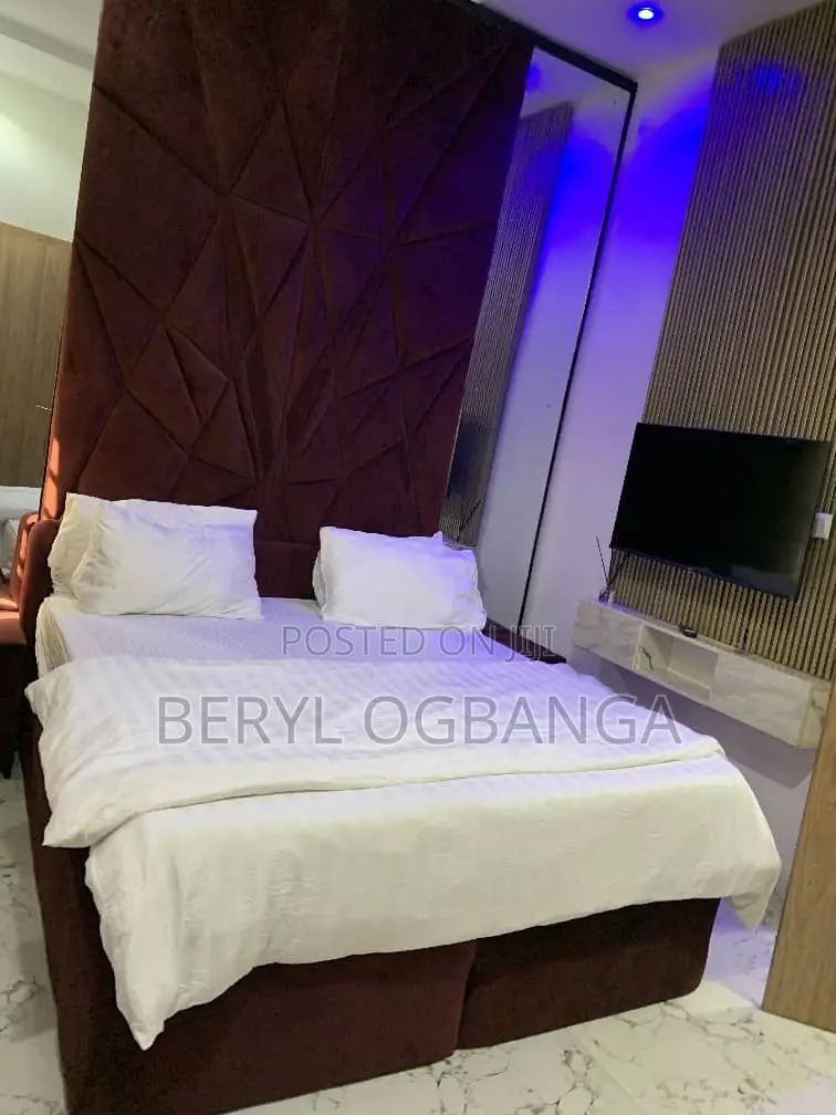 Monthly Studio Room Per Month With Gym,Pool,Netflix and Wifi