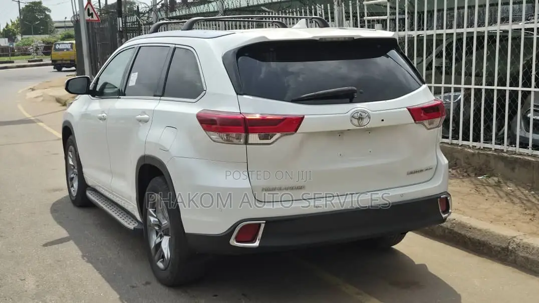 Toyota Highlander Limited Platinum 4x4 V6 (3.5L 6cyl 8A) 2017 White