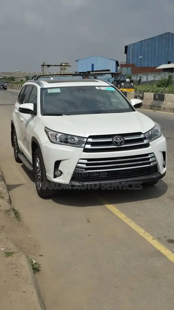 Toyota Highlander Limited Platinum 4x4 V6 (3.5L 6cyl 8A) 2017 White