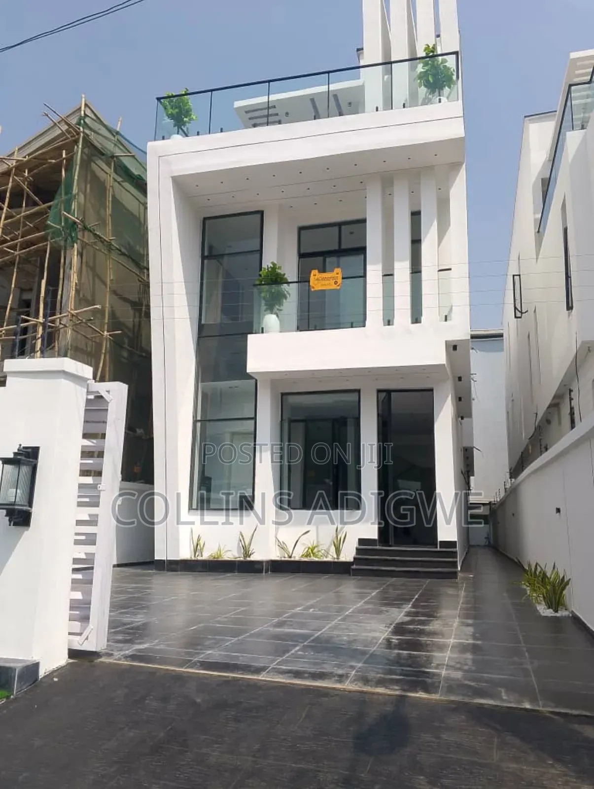 5bdrm Duplex in Oral Estate, Chevron for sale