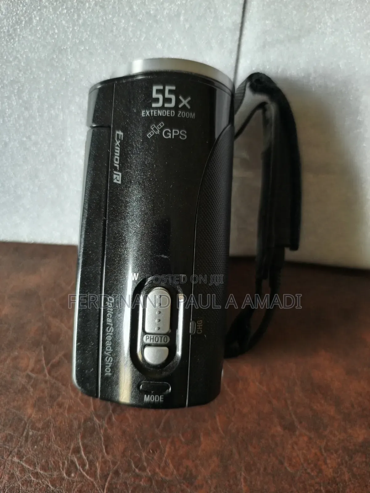 Sony Full Hd Video and Photo Camera With 16gb Internal Memory Mic P
