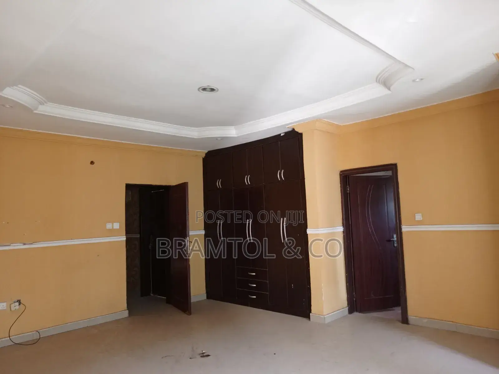 3bdrm Block of Flats in Durumi for rent
