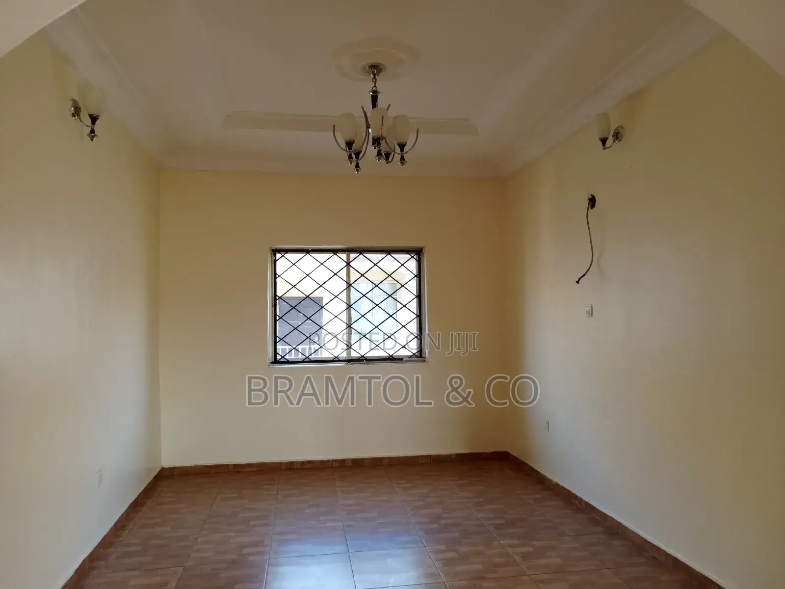 3bdrm Block of Flats in Durumi for rent