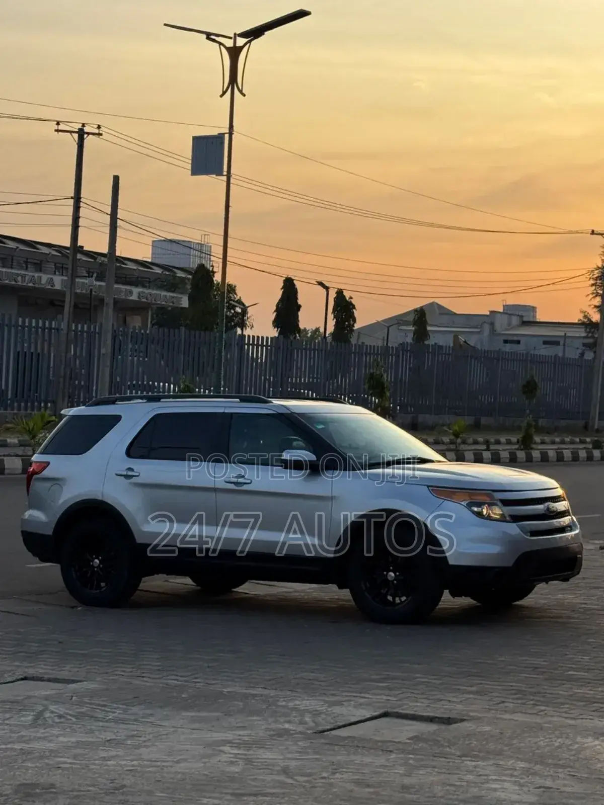 Ford Explorer 2014 Silver