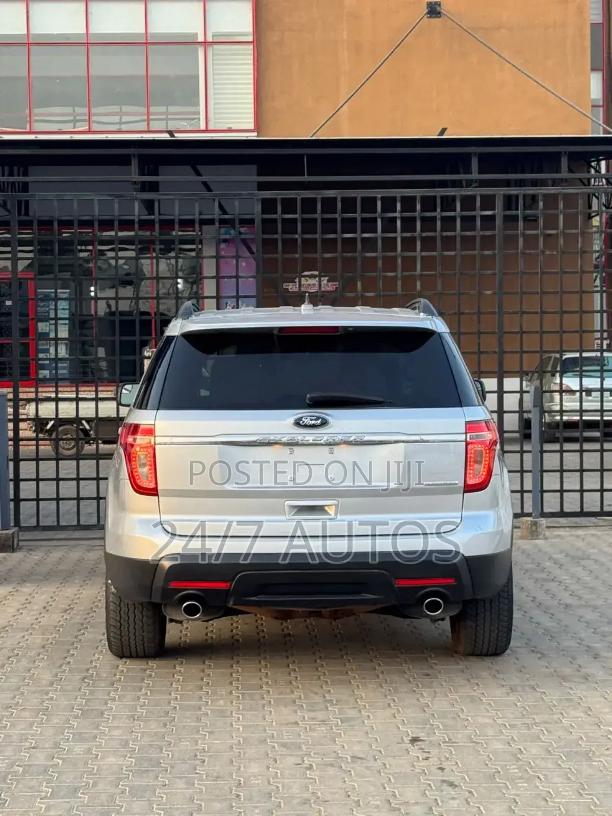Ford Explorer 2014 Silver