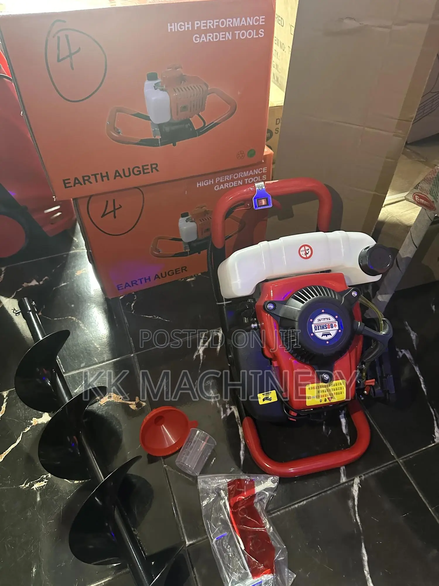 Earth Auger With The Whale /2 Stroke And 4 Stroke