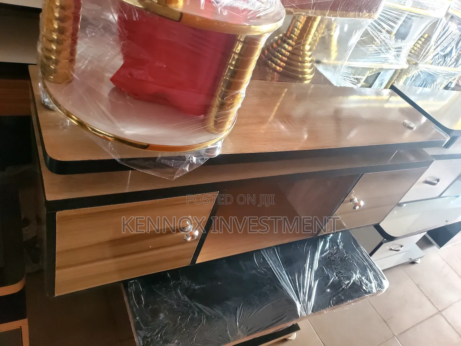 Locally Made 4ft Tv Stand