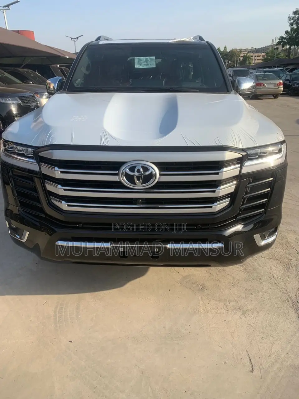 New Toyota Land Cruiser LC300 2025 Black