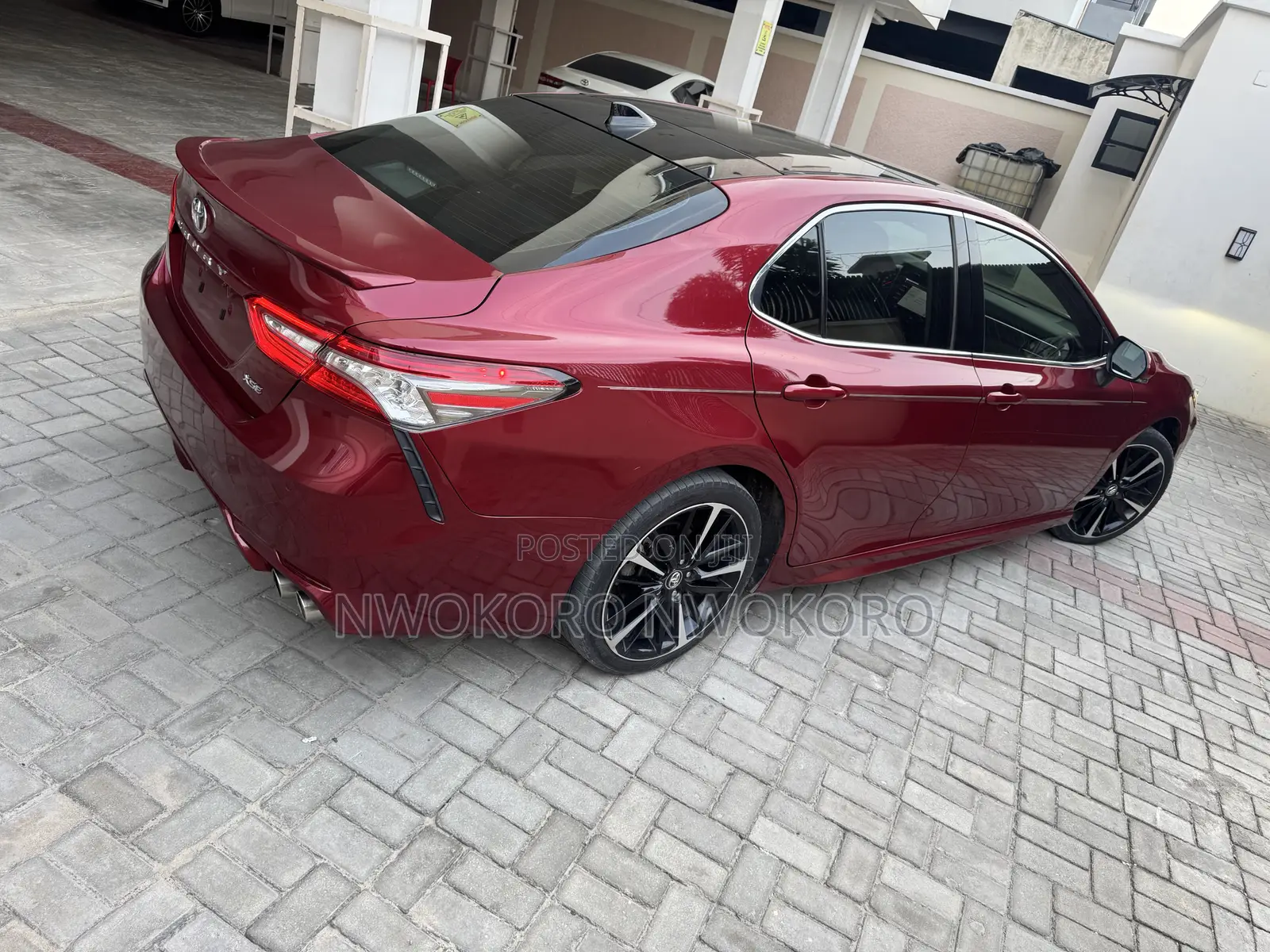 Toyota Camry XSE FWD (2.5L 4cyl 8AM) 2018 Red