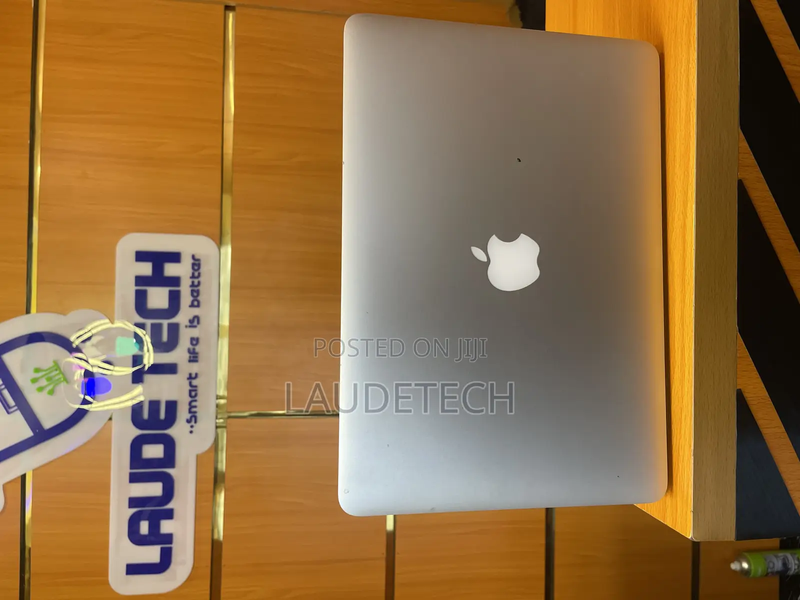 Laptop Apple MacBook Pro 2015 8GB Intel Core i5 SSD 256GB