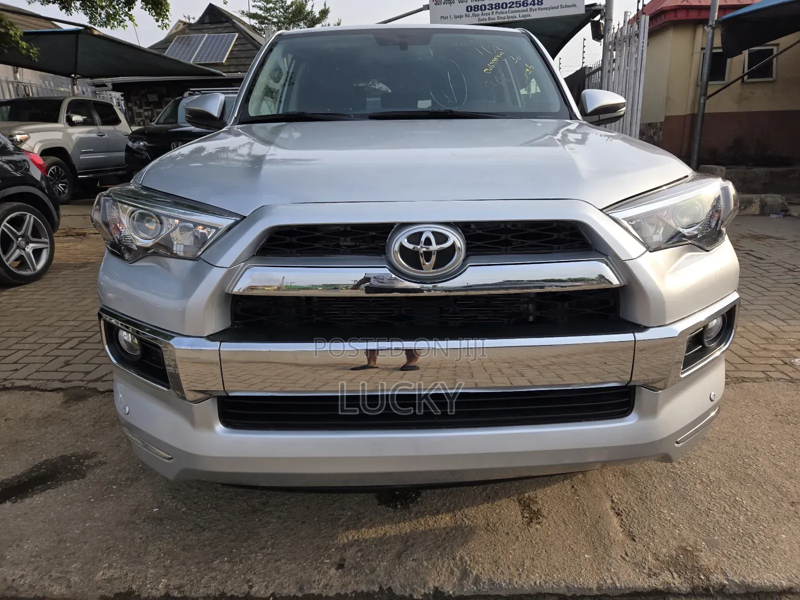Toyota 4-Runner Limited 4dr SUV 4WD (4.0L 6cyl 5A) 2015 Silver