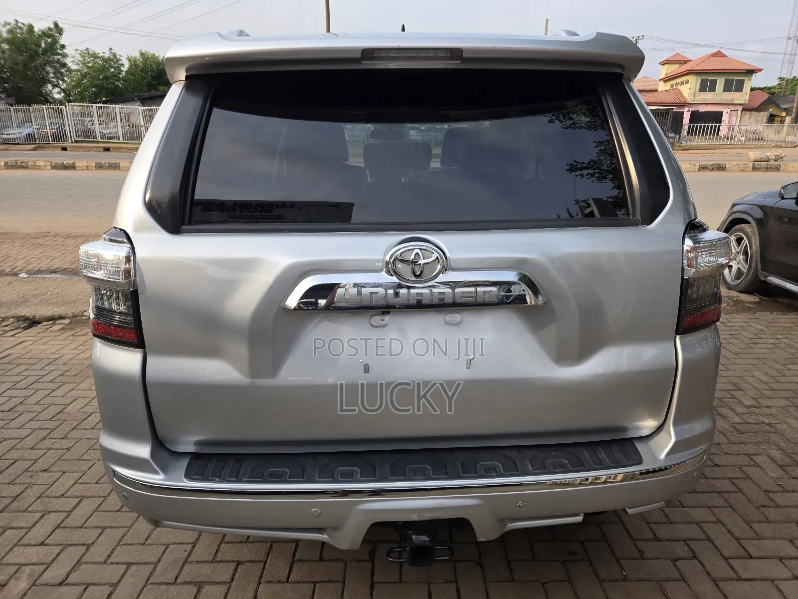 Toyota 4-Runner Limited 4dr SUV 4WD (4.0L 6cyl 5A) 2015 Silver