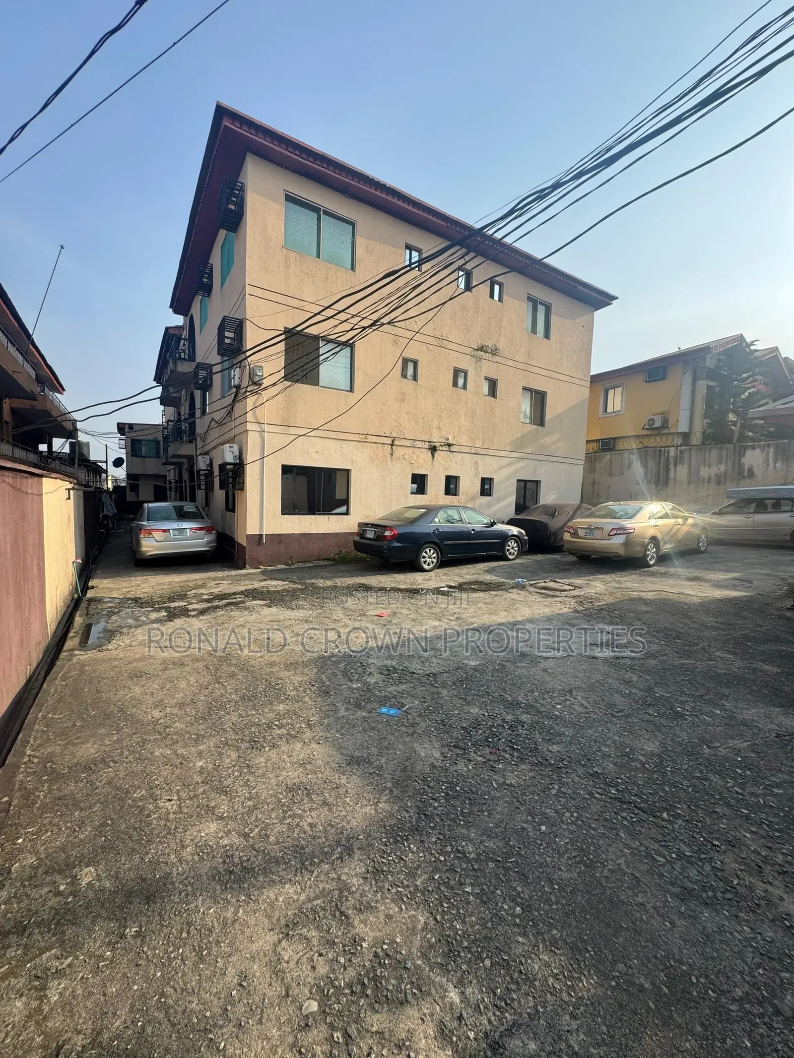 3bdrm Duplex in Ogba for sale