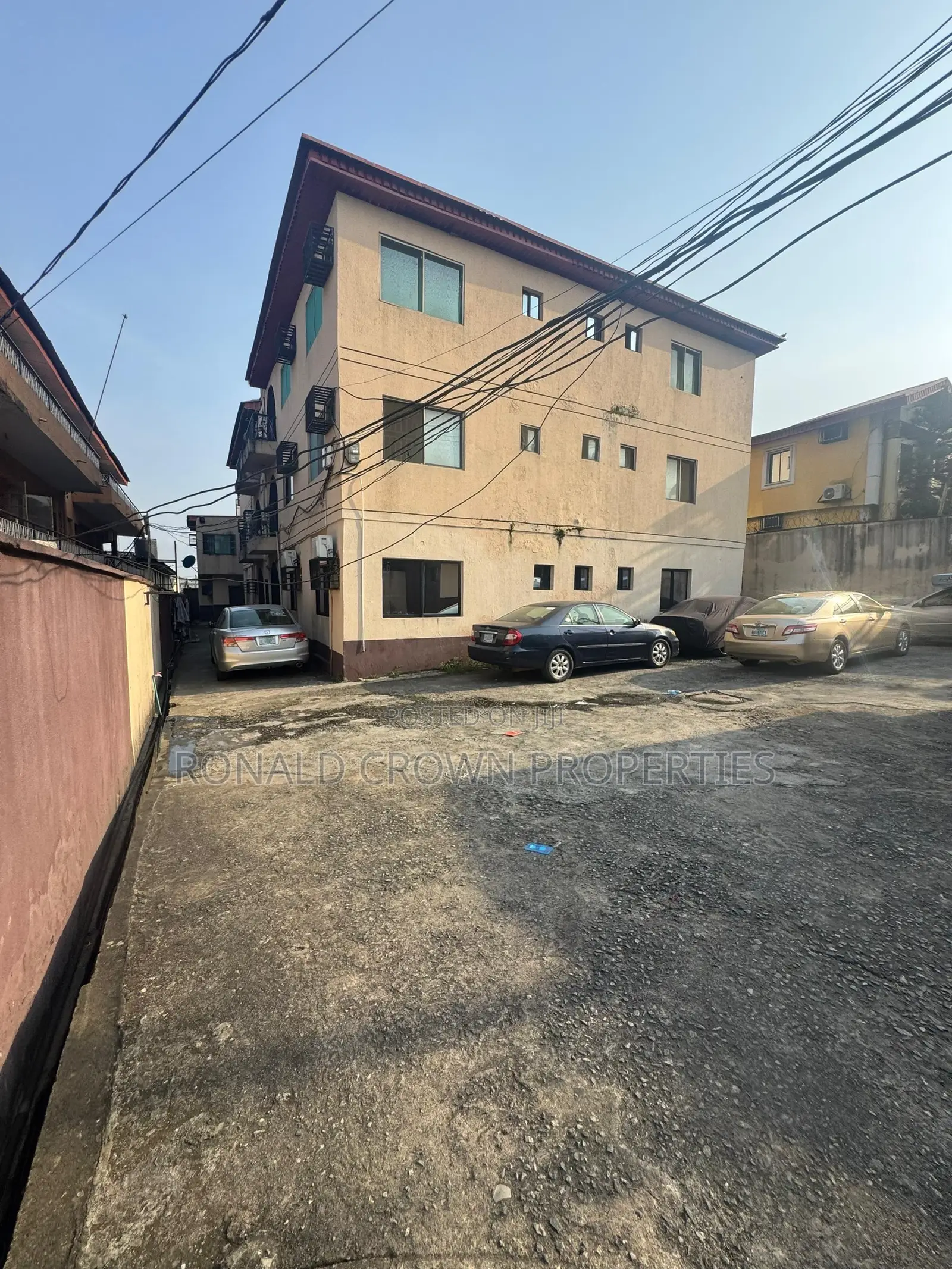 3bdrm Duplex in Ogba for sale
